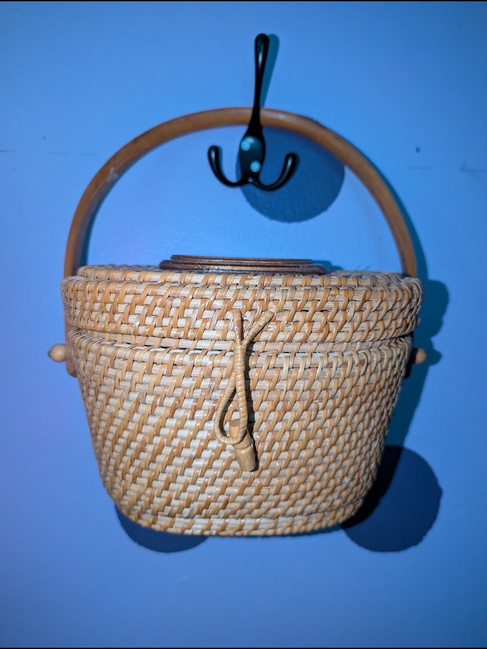 Vintage Nantucket Woven Straw Basket Handbag